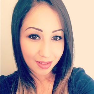 Meet your Posher, Candy